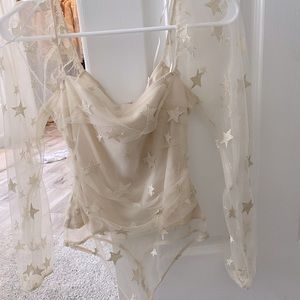 Puff sleeve bodysuit worn once